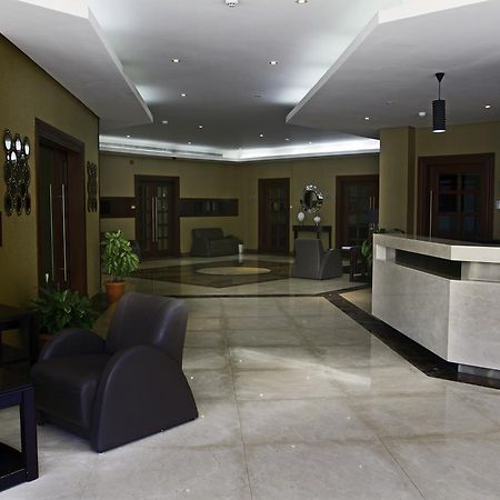Almoayyed Suites Al Manamah Esterno foto