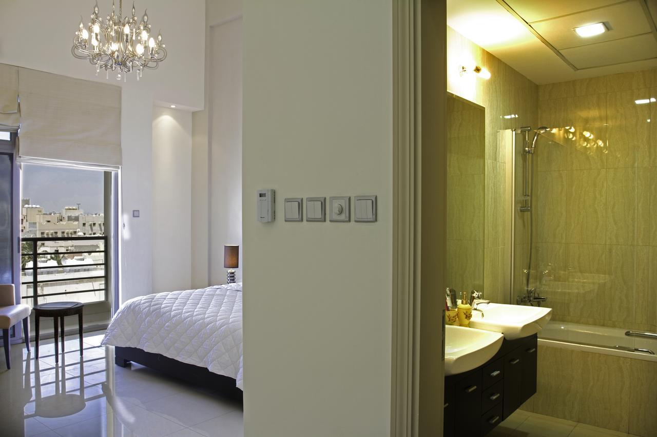Almoayyed Suites Al Manamah Esterno foto